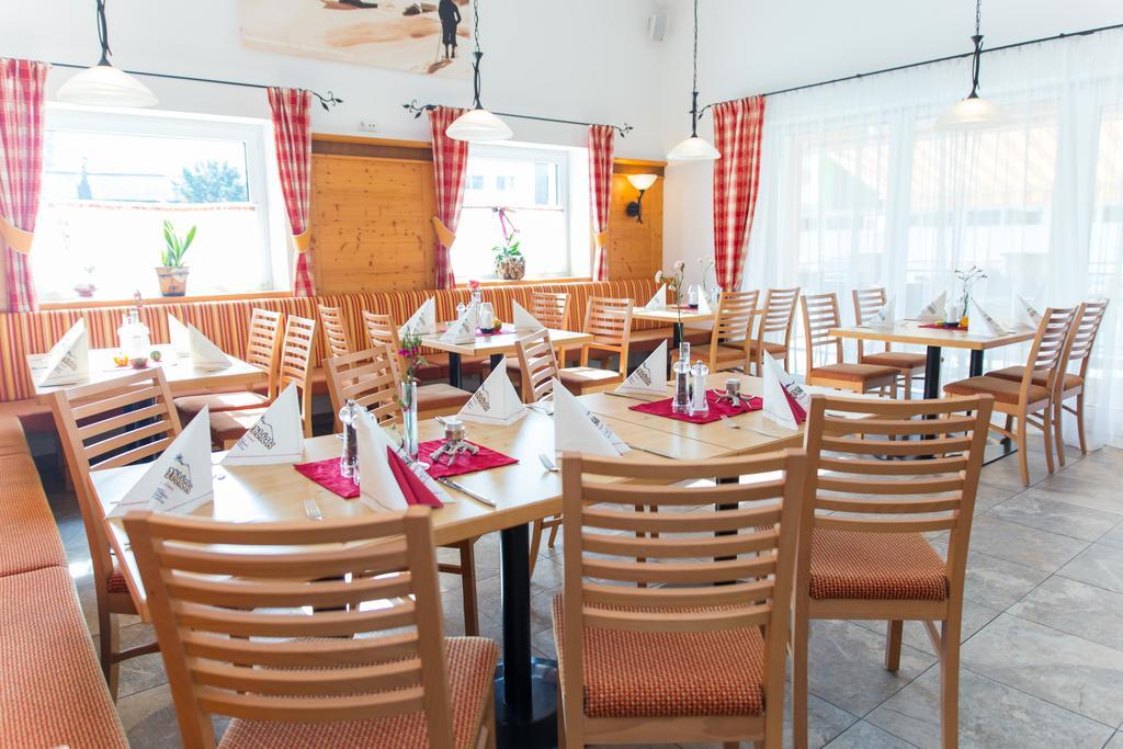 Landgasthof Alpenblick Altenmarkt im Pongau Exterior photo